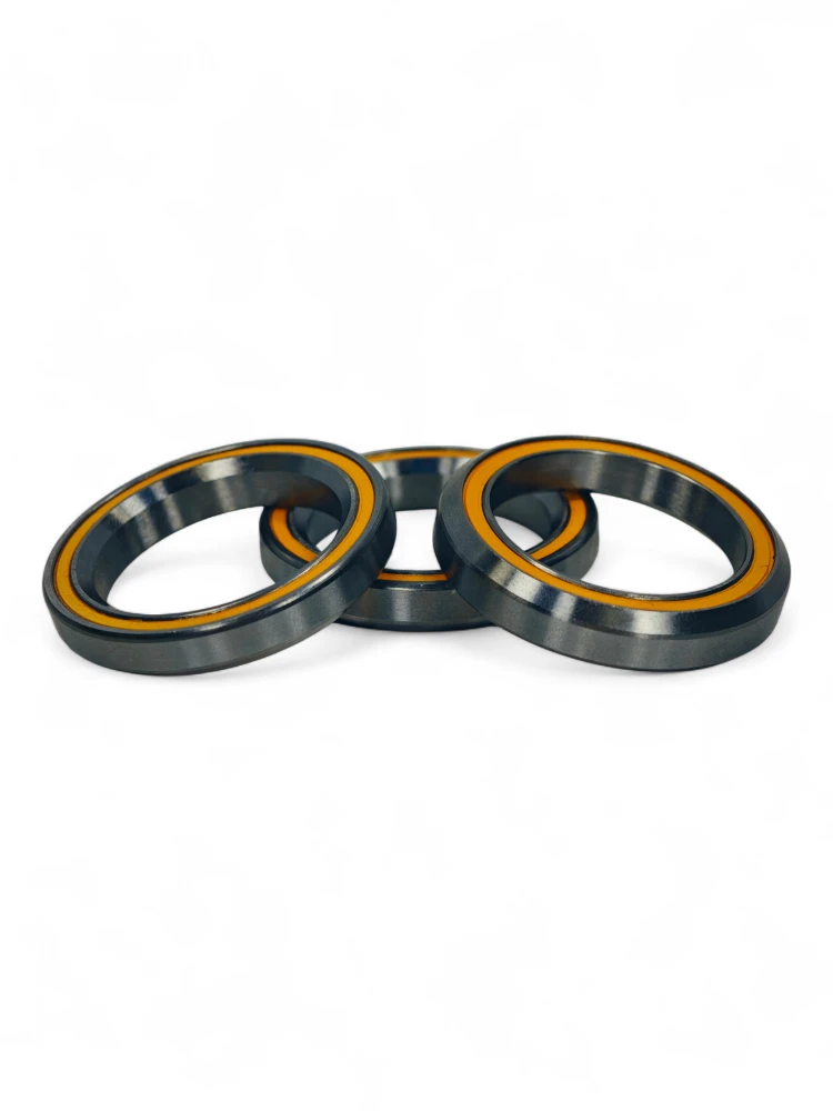 Подшипник рулевой колонки ISK Bearing, размеры   1'1/8 - 45°/45° - 30,20 x 41,8 x 7,0 мм