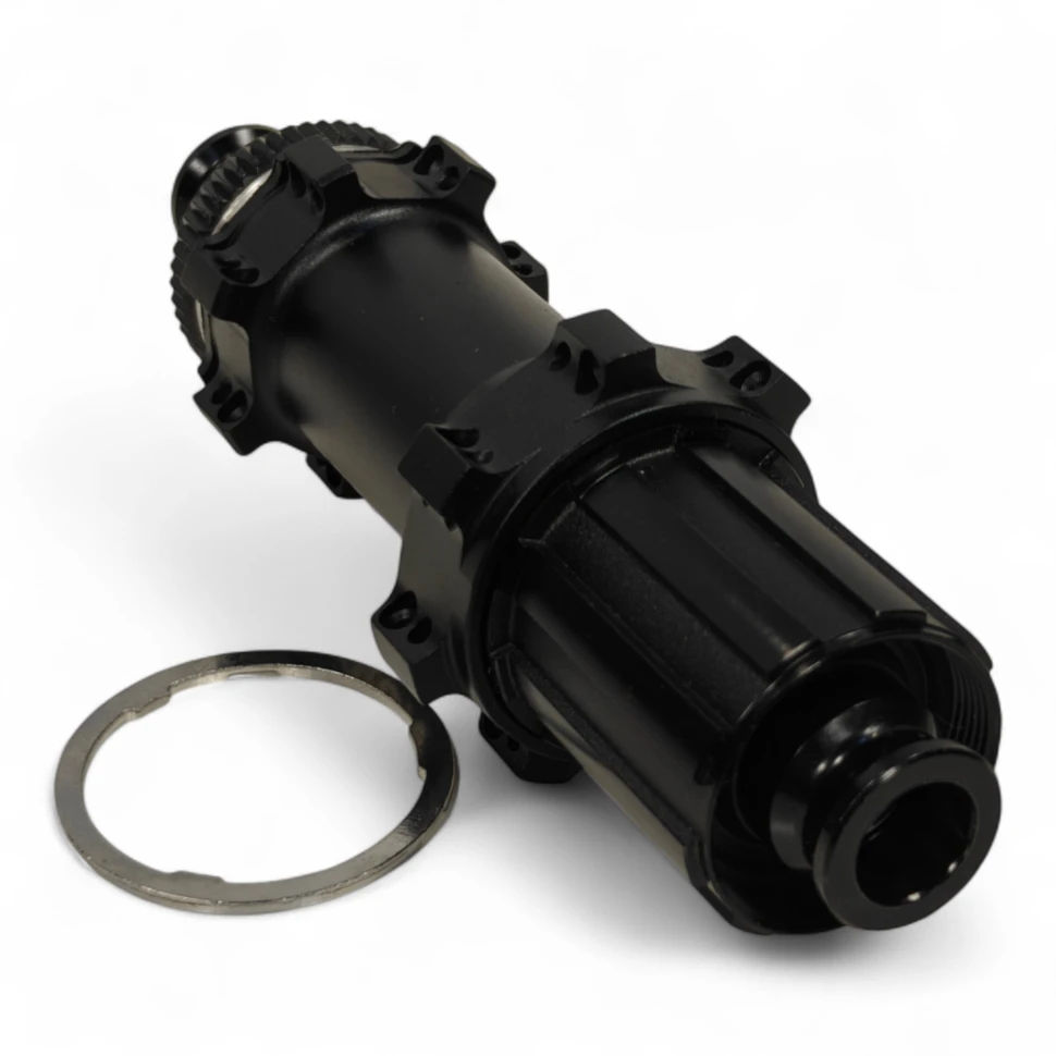 SP, 14G*28H, 12*148 мм., CenterLock, задняя втулка Solon, 4 пром. подшипника, чёрная, HG