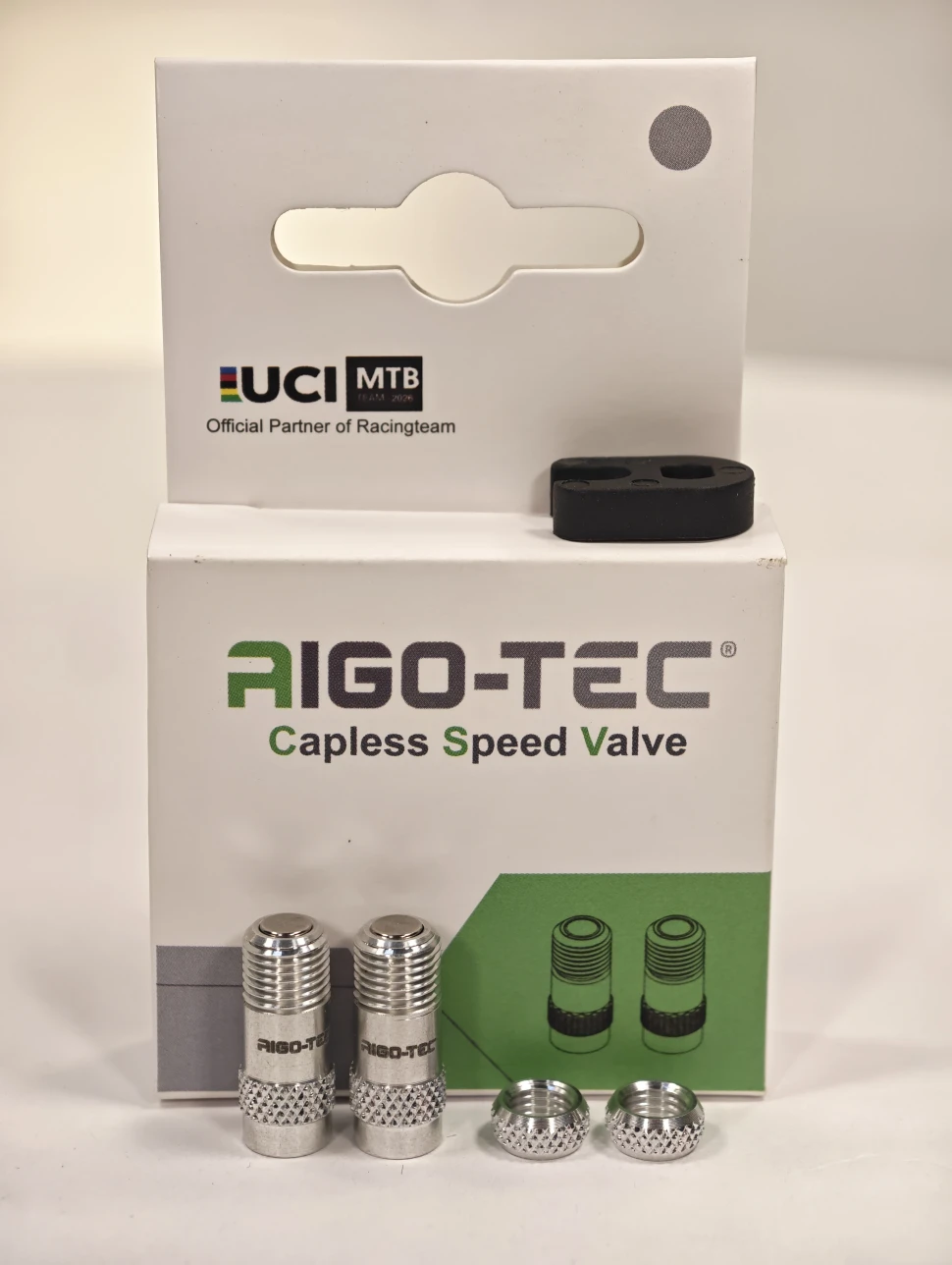 2 Серебристых клапана AIGO-TEC CSV, переходник Presta–Schrader, алюминиевые.