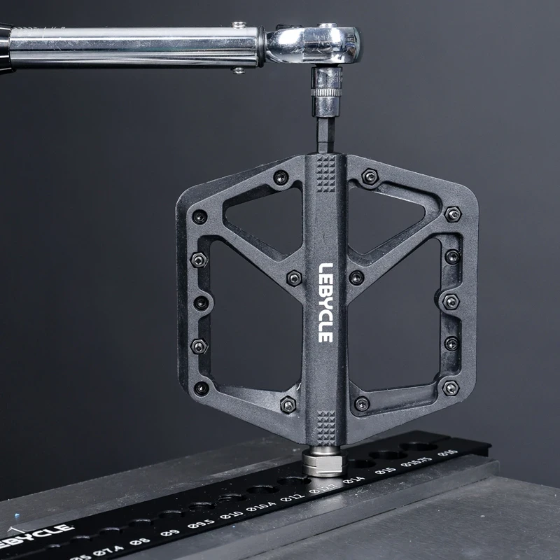 Round-tube Vise Insert 09